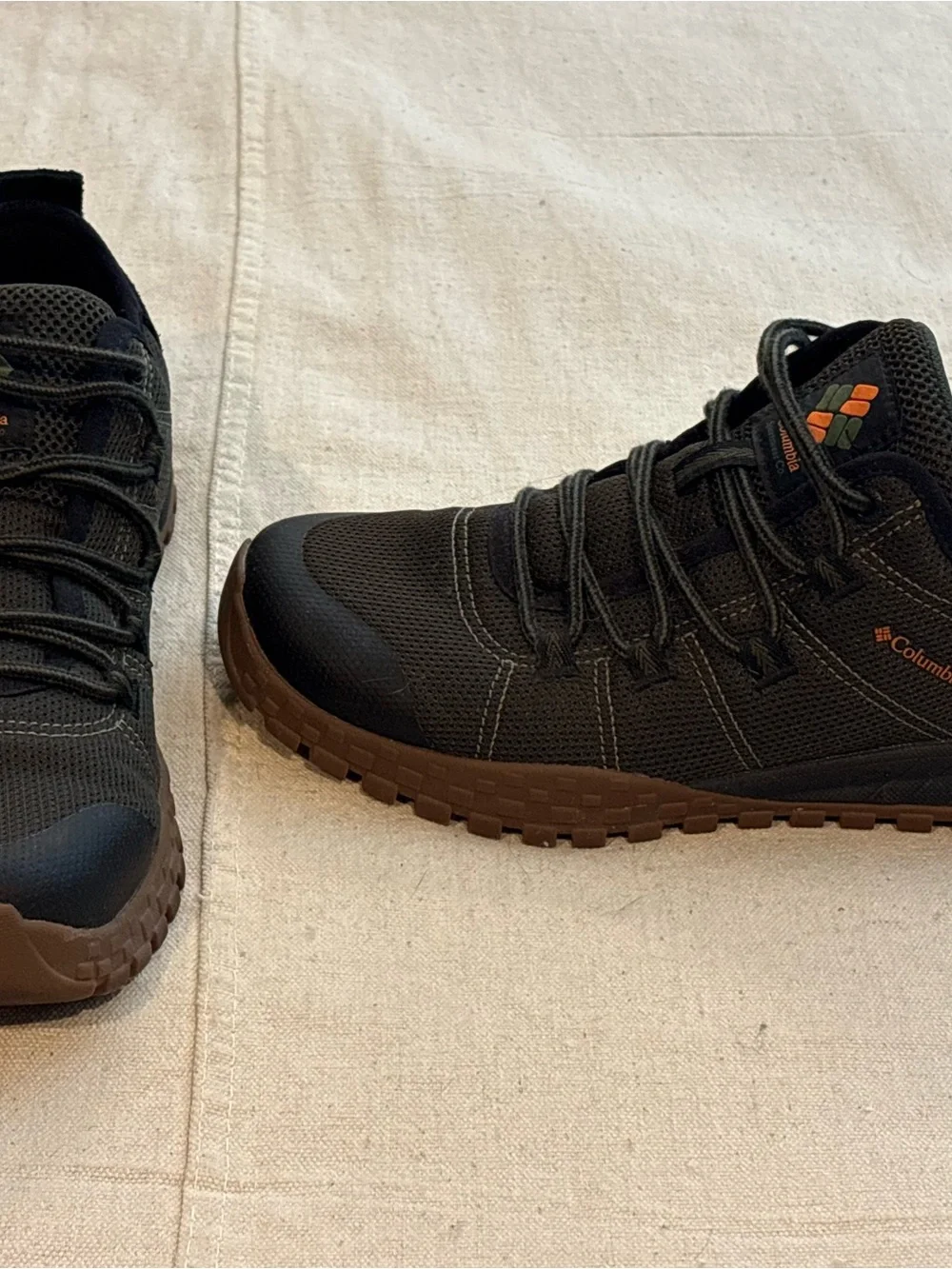 Columbia Fairbanks Low Green and Brown Men's Trail Shoes
